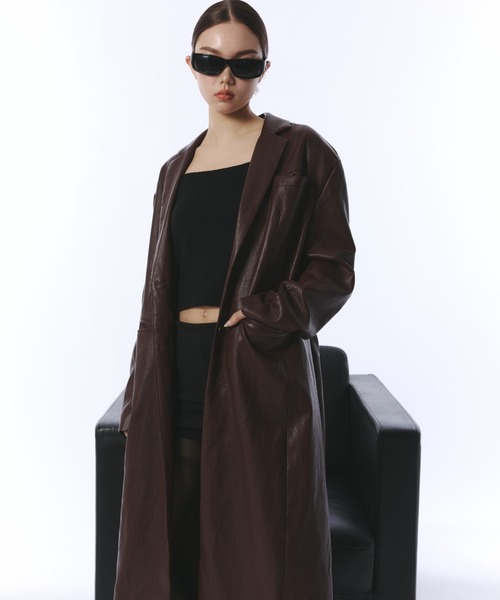 JUST A NOON（ジャストアヌーン）の「フェイクレザーテーラードロングコート（その他アウター・レディース・バーガンディー/ブラック・FREE）」の16枚目の写真