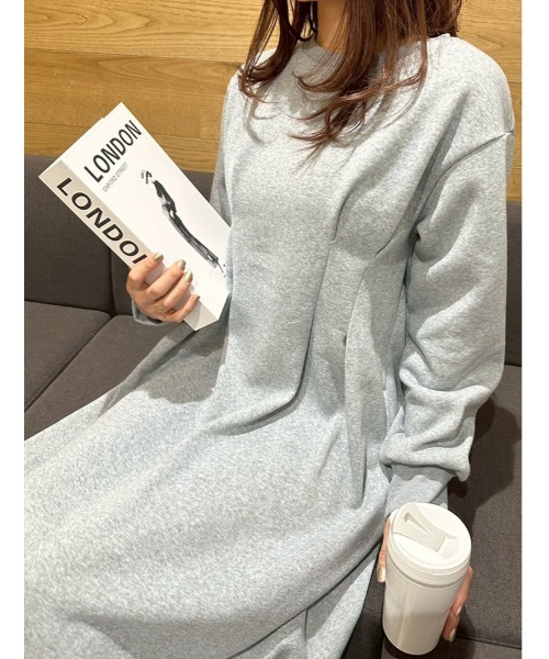 fifth(フィフス)の「【XSサイズあり】ウエストタックワンピース(ワンピース・レディース・ブルー/ブラック/ライトグレー・M/XS)」の4枚目の写真