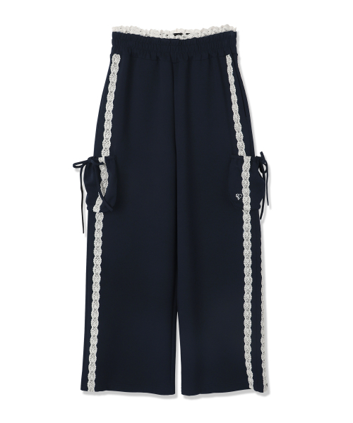 Vivacious(ビバシャス)の「Jenny Lace Track Wide Pants - 4COL(スウェットパンツ・レディース・ブラック/ピンク/ネイビー/チャコール・SMALL/MEDIUM)」の11枚目の写真