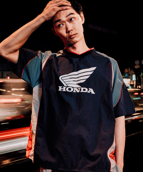 PHYPS MOTORCYCLE(フィップスモーターサイクル)の「Speed Track nylon T-shirt Navy(Tシャツ/カットソー・メンズ・その他・LARGE/MEDIUM/SMALL/X-LARGE/XX-LARGE)」の2枚目の写真