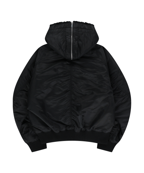 UNGIMMICK(アンジミック)の「FUR HOODED NYLON MA-1 JACKET (BLACK)(ブルゾン・メンズ・その他・MEDIUM/LARGE)」の2枚目の写真