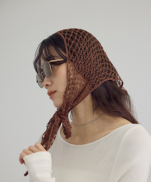 SALON adam et rope'(サロン アダム エ ロペ)の「マクラメ編みストール(ストール/ショール・レディース・オフホワイト/ブラウン・FREE)」の1枚目の写真