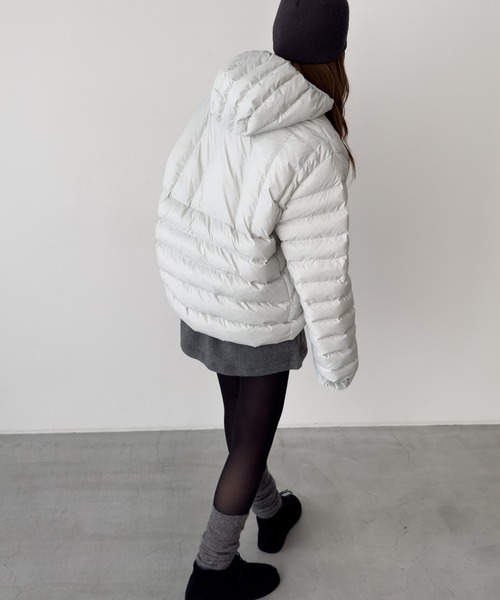 CANAL JEAN（キャナルジーン）の「El mar　アノラックライトウエイトパディング（ダウンジャケット/コート・レディース・ライトグレー/グレー・ONE SIZE）」の5枚目の写真