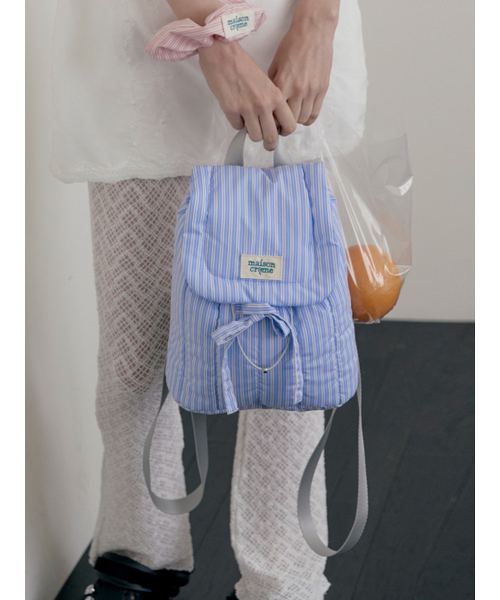 MAISON CREME（メゾンクレム）の「Pillow Backpack _ Blue（バックパック/リュック・レディース・ブルー・FREE）」の3枚目の写真