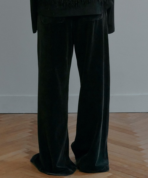 LE CIEL BLEU（ルシェルブルー）の「ブリーチドベロアスウェットパンツ / Bleached Velour Sweatpants（その他パンツ・レディース・ブラック・38/36）」の7枚目の写真