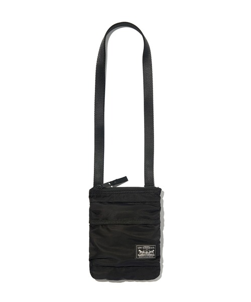 Levi's(リーバイス)の「Levi's/リーバイス ミッションベイ クロスボディポーチ(ショルダーバッグ・メンズ・ブラック・OS)」の4枚目の写真
