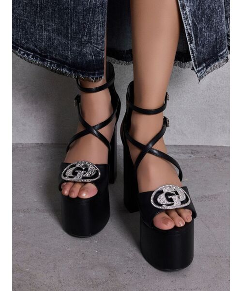 GYDA（ジェイダ）の「GD bijou MOLDベルトサンダル（サンダル・レディース・オフホワイト/ブラック・SMALL/MEDIUM/LARGE）」の9枚目の写真