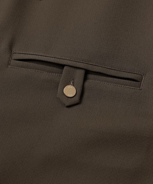 CULLNI（クルニ）の「Dry Stretch Cloth Button-Tab Pocket Zip Up Shirt（シャツ/ブラウス・メンズ・ネイビー/ブラウン/ブラック・2/1/0）」の9枚目の写真