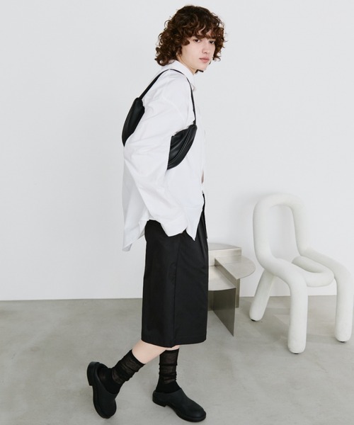 arholiday.standard(エーアールホリデースタンダード)の「one-handle curved shoulder bag / ワンハンドルカーブショルダーバッグ(ショルダーバッグ・レディース・ブラウン/ブラック・FREE)」の17枚目の写真