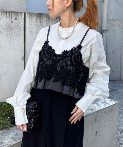 ISOOK（アイスー）の「【ISOOK / アイスー】レースデザインキャミソールビスチェ / キャミソール 重ね着 レイヤード プリーツ お呼ばれ オケージョン 結婚式 二次会 同窓会 セットアップ 春服 ブラック グレー（その他トップス・レディース・ブラック/グレー・FREE）」の2枚目の写真