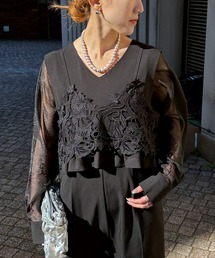 ISOOK（アイスー）の「【ISOOK / アイスー】レースデザインキャミソールビスチェ / キャミソール 重ね着 レイヤード プリーツ お呼ばれ オケージョン 結婚式 二次会 同窓会 セットアップ ブラック グレー（ベスト）」