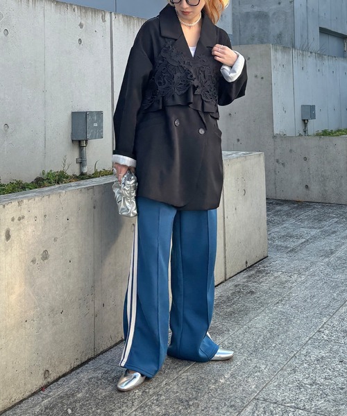 ISOOK（アイスー）の「【ISOOK / アイスー】レースデザインキャミソールビスチェ / キャミソール 重ね着 レイヤード プリーツ お呼ばれ オケージョン 結婚式 二次会 同窓会 セットアップ 春服 ブラック グレー（その他トップス・レディース・ブラック/グレー・FREE）」の10枚目の写真