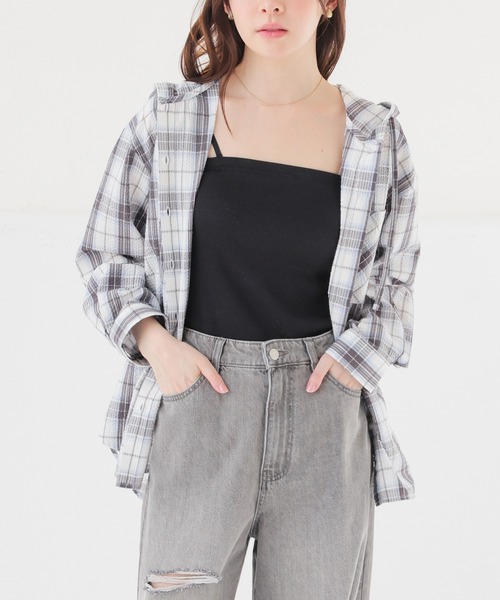 Honeys(ハニーズ)の「フード付チェックシャツ(シャツ/ブラウス・レディース・ネイビー系/ホワイト×ブラック/ホワイト系その他/グリーン系その他・S/M/LL/L)」の2枚目の写真