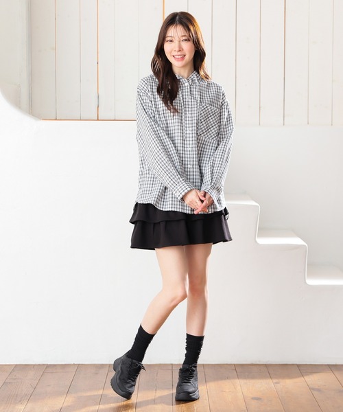 Honeys(ハニーズ)の「フード付チェックシャツ(シャツ/ブラウス・レディース・ネイビー系/ホワイト×ブラック/ホワイト系その他/グリーン系その他・S/M/LL/L)」の11枚目の写真