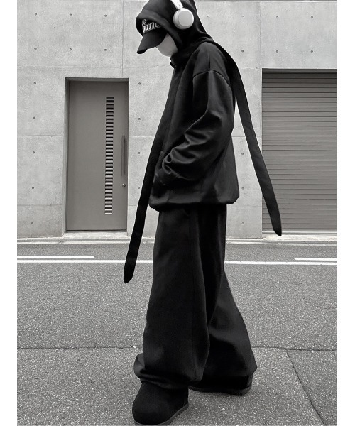 YACA（ヤーカ）の「Zip Hoodie/ジップフーディー（パーカー・レディース・ブラック・FREE）」の6枚目の写真