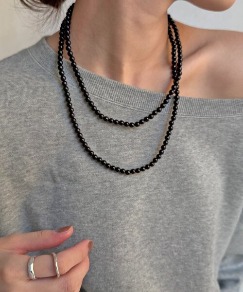 DouDou（ドゥドゥ）の「カラーボールチェーンネックレス（ネックレス・レディース・レッド/ブラック・FREE）」の2枚目の写真