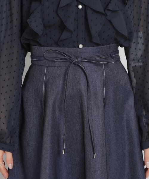 couture brooch（クチュールブローチ）の「【洗える】デニムライク細リボンスカート（スカート・レディース・ネイビー/ブラック・38/36/42/40）」の3枚目の写真