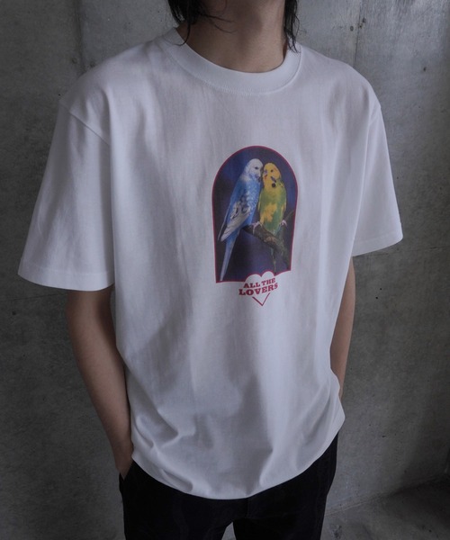 AKISHIKA design(アキシカデザイン)の「ALL THE LOVERS(Tシャツ/カットソー・メンズ・White・XL/L/M)」の1枚目の写真