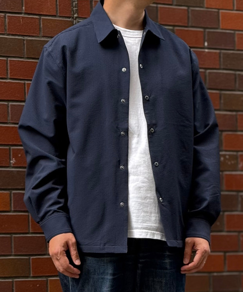 ikka(イッカ)の「【雑誌MonoMax5月号掲載】イージケアサッカースナップシャウター「小泉孝太郎さん着用モデル」(ブルゾン・メンズ・ブルー/ベージュ/グレー/ネイビー・M/L/XL/S)」の4枚目の写真
