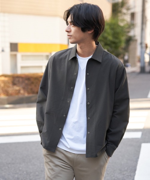 ikka(イッカ)の「【雑誌MonoMax5月号掲載】イージケアサッカースナップシャウター「小泉孝太郎さん着用モデル」(ブルゾン・メンズ・ブルー/ベージュ/グレー/ネイビー・M/L/XL/S)」の6枚目の写真