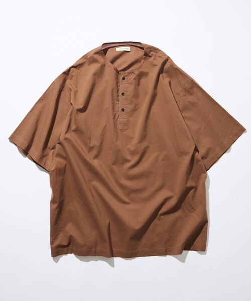 FREAK'S STORE(フリークスストア)の「限定展開 Relax Fit リラックスフィット ヘンリーネック プルオーバーシャツ(シャツ/ブラウス・メンズ・ホワイト/チャコールグレー/ブラウン/ブラック/ベージュ・MEDIUM/SMALL/LARGE)」の12枚目の写真