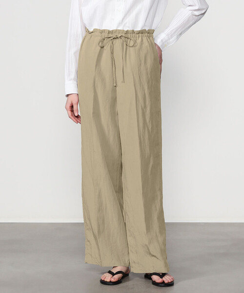 Bshop(ビショップ)の「BRACCAE | テンセルポプリン イージーワイドパンツ WOMEN(その他パンツ・レディース・ブラウン/ベージュ/ブラック・1/2)」の12枚目の写真