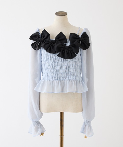 one after another NICE CLAUP（ワンアフターアナザーナイスクラップ）の「シャーリングリボンブラウス（シャツ/ブラウス・レディース・ドット/ピンク/ブラック/サックスブルー・FREE）」の5枚目の写真