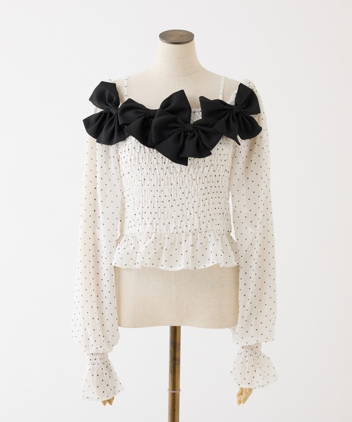 one after another NICE CLAUP（ワンアフターアナザーナイスクラップ）の「シャーリングリボンブラウス（シャツ/ブラウス・レディース・ドット/ピンク/ブラック/サックスブルー・FREE）」の8枚目の写真