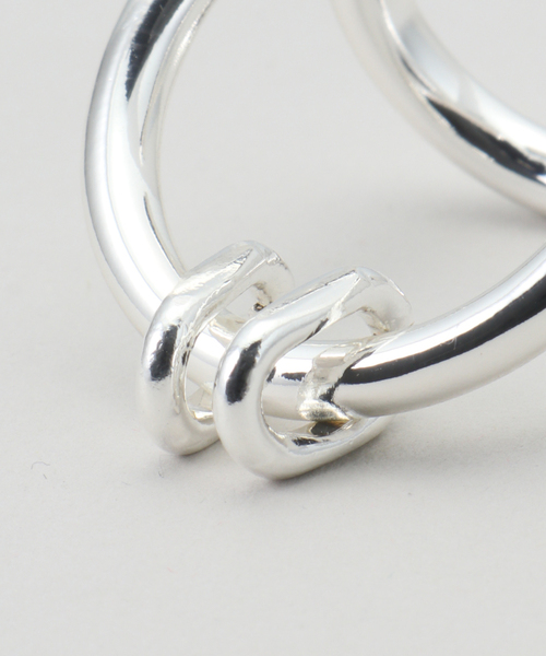 Soierie（ソワリー）の「【Soierie/ソワリー】 Key Motif Cuff ring（ネックレス・レディース・シルバー・FREE）」の4枚目の写真