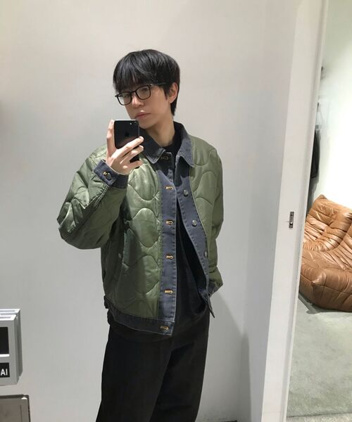 WMC(ダブリューエムシー)の「デニムレイヤーキルティングジャケット_KHAKI(ダウンジャケット/コート・メンズ・カーキ・L/M/XL)」の5枚目の写真