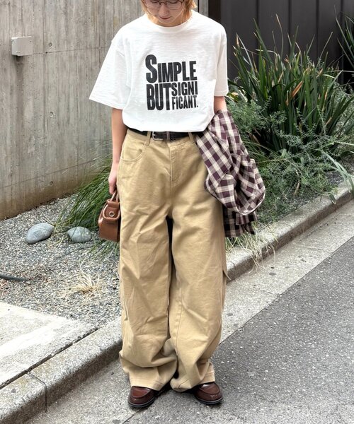 CIAOPANIC TYPY（チャオパニックティピー）の「【UNISEX】【プラスサイズあり】スラブ天竺ピグメントロゴTEE（Tシャツ/カットソー・メンズ・ブラウン/ホワイト/ブラック/イエロー/ブラック系その他/ブルー/ピンク・LARGE/MEDIUM/XX-LARGE）」の14枚目の写真