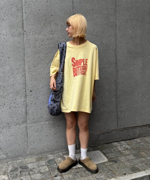CIAOPANIC TYPY(チャオパニックティピー)の「【UNISEX】【プラスサイズあり】スラブ天竺ピグメントロゴTEE(Tシャツ/カットソー・メンズ・ブラウン/ホワイト/ブラック/イエロー/ブラック系その他/ブルー/ピンク・LARGE/MEDIUM/XX-LARGE)」の17枚目の写真