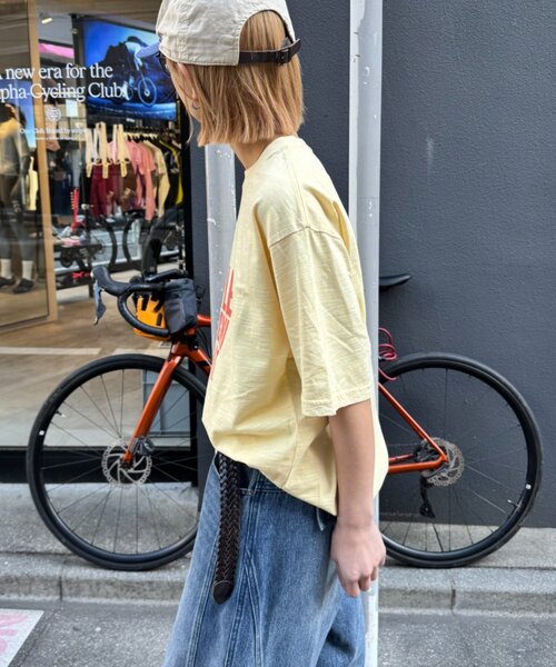 CIAOPANIC TYPY（チャオパニックティピー）の「【UNISEX】【プラスサイズあり】スラブ天竺ピグメントロゴTEE（Tシャツ/カットソー・メンズ・ブラウン/ホワイト/ブラック/イエロー/ブラック系その他/ブルー/ピンク・LARGE/MEDIUM/XX-LARGE）」の14枚目の写真