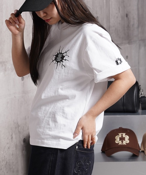 Laufer(ロイファー)の「【Laufer】Bullet hole Tee / バレットホール クロップド ボックスシルエット Tシャツ / 短丈 ヘビーウェイト 刺繍 Tシャツ(Tシャツ/カットソー・メンズ・ホワイト/ブラック・XL/L/M/S)」の2枚目の写真