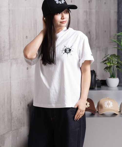 Laufer(ロイファー)の「【Laufer】Bullet hole Tee / バレットホール クロップド ボックスシルエット Tシャツ / 短丈 ヘビーウェイト 刺繍 Tシャツ(Tシャツ/カットソー・メンズ・ホワイト/ブラック・XL/L/M/S)」の7枚目の写真