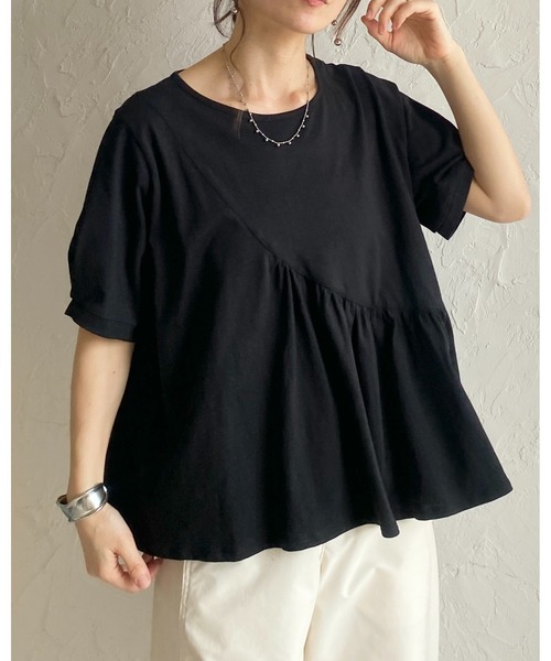 She's Closet（シーズクローゼット）の「アシンメトリー 切り替え ギャザーフリル 半袖パフスリーブティアードTシャツ（Tシャツ/カットソー・レディース・ホワイト/ブラック・FREE）」の3枚目の写真