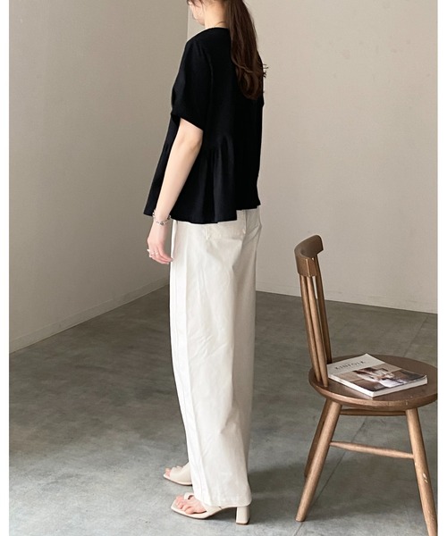 She's Closet（シーズクローゼット）の「アシンメトリー 切り替え ギャザーフリル 半袖パフスリーブティアードTシャツ（Tシャツ/カットソー・レディース・ホワイト/ブラック・FREE）」の12枚目の写真