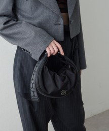 IACUCCI（イアクッチ）の「アーゴ S NYLON/CERVO（ショルダーバッグ）」