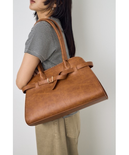AZUL by moussy（アズールバイマウジー）の「メタルパーツベルトハンドバッグ（ハンドバッグ・レディース・キャメル/ブラック・FREE）」の15枚目の写真