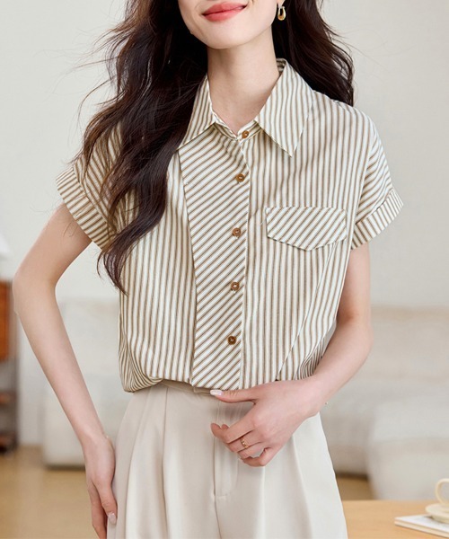 ONEP STAR(ワンピスター)の「ポケット風デザインストライプシャツ(シャツ/ブラウス・レディース・ベージュ・X-LARGE/LARGE/MEDIUM)」の13枚目の写真