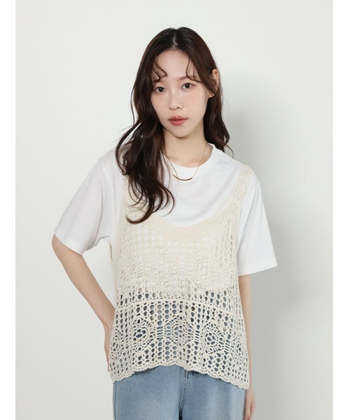 fifth(フィフス)の「【2点セット】Tシャツ×かぎ針ビスチェ(Tシャツ/カットソー・レディース・アイボリー・M)」の3枚目の写真