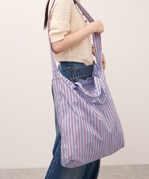 ADAM ET ROPE'(アダムエロペ)の「【WEB限定】・【定番】ギャザー2WAYショルダーバッグ(ショルダーバッグ・レディース・ブラウン/ネイビー/サックスブルー・FREE)」の10枚目の写真