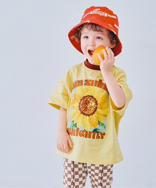 p.premier(ピードットプルミエ)の「元気いっぱいひまわりとリンゴのグラフィック半袖Tシャツ(Tシャツ/カットソー・キッズ・アイボリー/グレー/オフホワイト/ライトイエロー・80/90/100/110/120/130/140)」の4枚目の写真