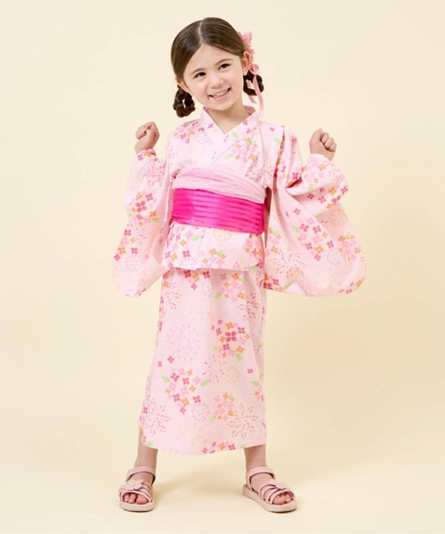 KP DECO（ケーピーデコ）の「花火あじさい柄 浴衣･帯付き（浴衣・キッズ・ピンク/ラベンダー・120cm/130cm/110cm）」の2枚目の写真
