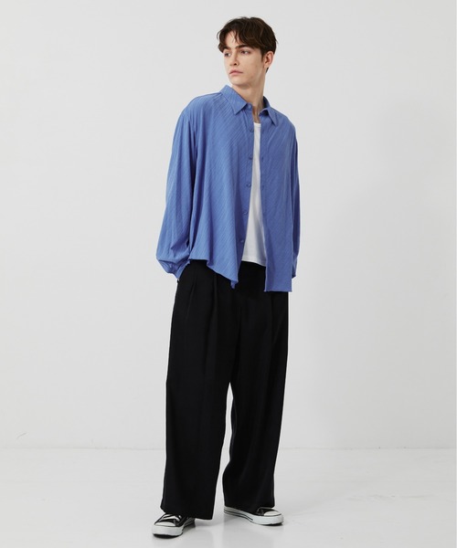 PUBLIC TOKYO(パブリックトウキョウ)の「【残りわずか】サテンフィブリルイージースラックス /ワイド/ルーズ/夏服/タック/キュプラ/吸湿性(スラックス・メンズ・ダークブラウン/ブラック・2/1)」の11枚目の写真