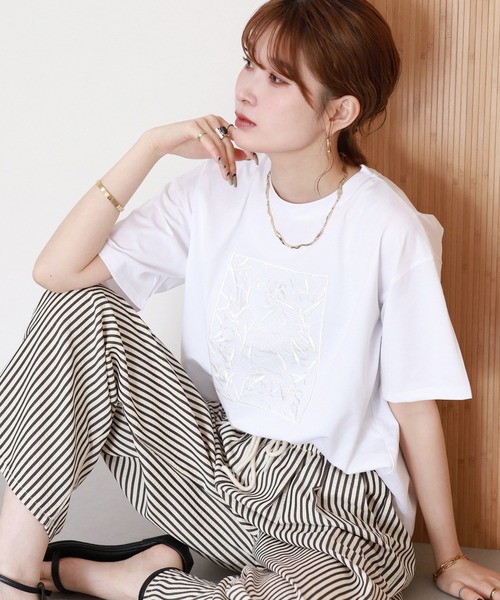 FUNALIVE(ファンアライブ)の「オーバーチュール箔プリントT 半袖(Tシャツ/カットソー・レディース・ホワイト/ブラック・FREE)」の16枚目の写真