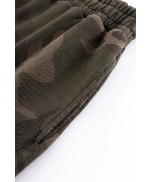 SUPPLIER（サプライヤー）の「スエットショーツ｜Camouflage Baggy Sweat Shorts｜SUPPLIER（スウェットパンツ・メンズ・グリーン系カモフラージュ/グレー系カモフラージュ・SMALL/MEDIUM/LARGE/X-LARGE）」の9枚目の写真