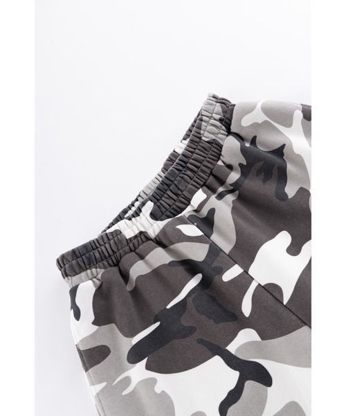 SUPPLIER（サプライヤー）の「スエットショーツ｜Camouflage Baggy Sweat Shorts｜SUPPLIER（スウェットパンツ・メンズ・グリーン系カモフラージュ/グレー系カモフラージュ・SMALL/MEDIUM/LARGE/X-LARGE）」の18枚目の写真