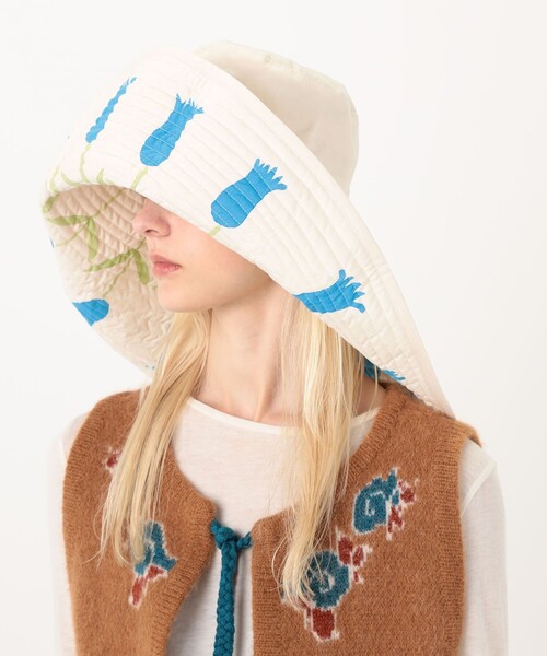 TOMORROWLAND (トゥモローランド)の「romualda VIOLETA HAT リバーシブルハット(ハット・レディース・ライトブルー・2)」の2枚目の写真