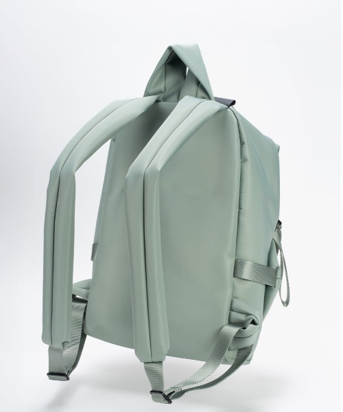 Cote&Ciel（コートエシエル）の「【cote&ciel/コートエシエル】 Sava S Sleek Sage Green（バックパック/リュック・メンズ・セージグリーン・FREE）」の5枚目の写真